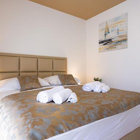 Luxury Rooms Fetivi Split Luaran gambar