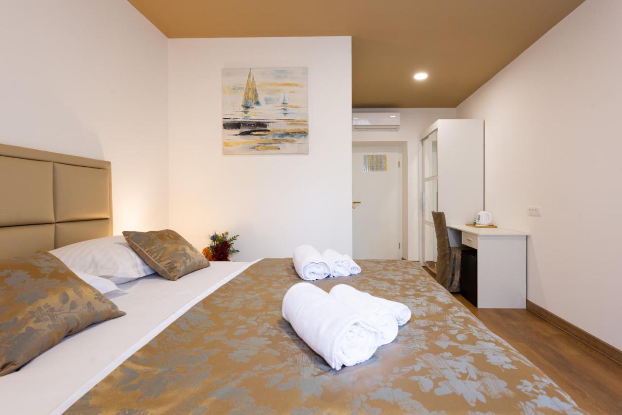 Luxury Rooms Fetivi Split Luaran gambar