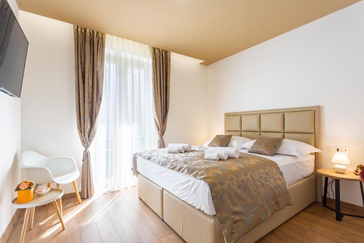Luxury Rooms Fetivi Split Luaran gambar